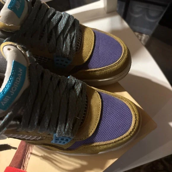 Jordan 4 Union “Dessert Moss” - Picture 4 of 9